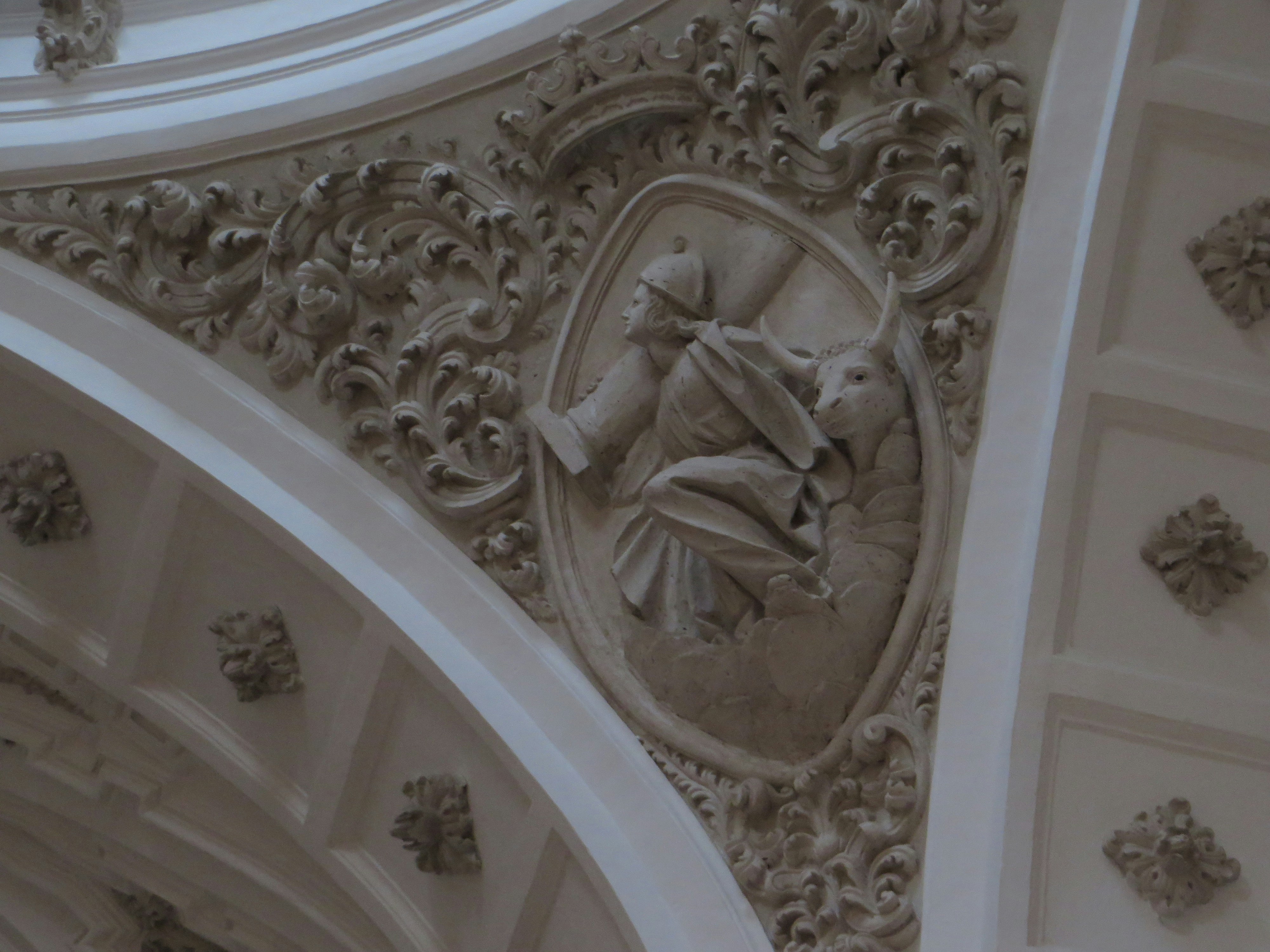 GFRC column wrap architectural element — Tulip Precast